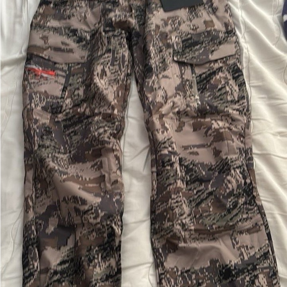 Sitka pants brand new with tags never worn!